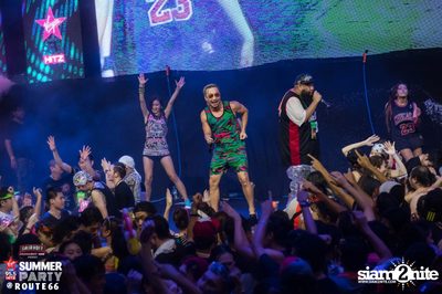 Smirnoff Midnight 100 นำเสนอ 95.5 Virgin Hitz Summer Party — photo 232