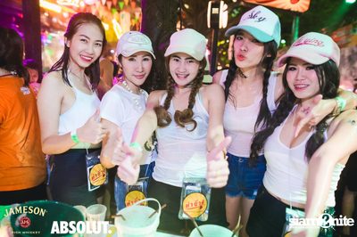 สงกรานต์ งานโจ๊ะ ที่ ท่าช้าง, เชียงใหม่ — photo 137