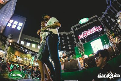 Chang Music Connection นำเสนอ Songkran Moments ที่ เดอะ สตรีท — photo 103