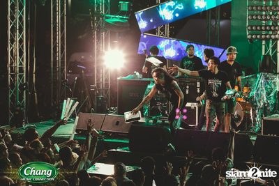 Chang Music Connection นำเสนอ Songkran Moments ที่ เดอะ สตรีท — photo 159