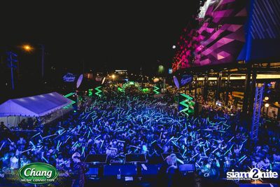 Chang Music Connection นำเสนอ Songkran Moments ที่ เดอะ สตรีท — photo 195