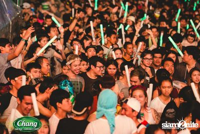 Chang Music Connection นำเสนอ Songkran Moments ที่ เดอะ สตรีท — photo 262