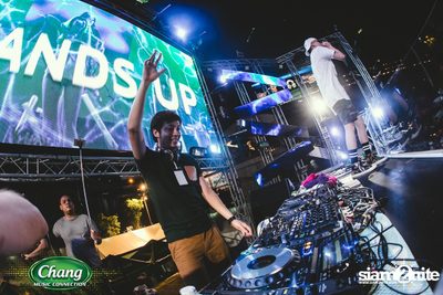 Chang Music Connection นำเสนอ Songkran Moments ที่ เดอะ สตรีท — photo 278