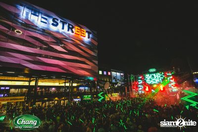 Chang Music Connection นำเสนอ Songkran Moments ที่ เดอะ สตรีท — photo 281
