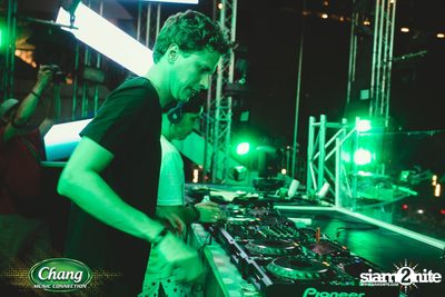 Chang Music Connection นำเสนอ Songkran Moments ที่ เดอะ สตรีท — photo 292