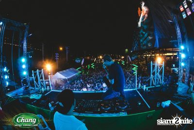 Chang Music Connection นำเสนอ Songkran Moments ที่ เดอะ สตรีท — photo 311