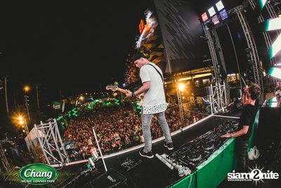 Chang Music Connection นำเสนอ Songkran Moments ที่ เดอะ สตรีท — photo 319