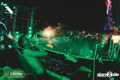 Chang Music Connection นำเสนอ Songkran Moments ที่ เดอะ สตรีท — photo 354