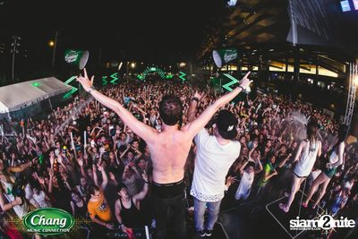 Chang Music Connection นำเสนอ Songkran Moments ที่ เดอะ สตรีท — photo 372