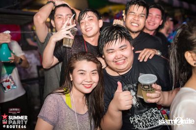 Smirnoff Midnight 100 นำเสนอ 95.5 Virgin Hitz Summer Party (อัลบั้มที่ 1) — photo 19