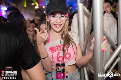 Smirnoff Midnight 100 นำเสนอ 95.5 Virgin Hitz Summer Party (อัลบั้มที่ 1) — photo 21