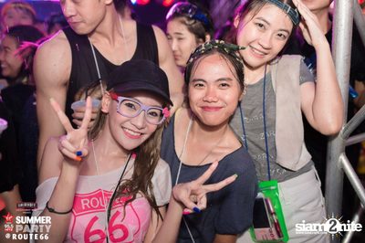 Smirnoff Midnight 100 นำเสนอ 95.5 Virgin Hitz Summer Party (อัลบั้มที่ 1) — photo 22