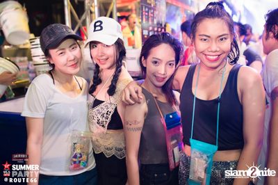 Smirnoff Midnight 100 นำเสนอ 95.5 Virgin Hitz Summer Party (อัลบั้มที่ 1) — photo 32