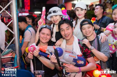 Smirnoff Midnight 100 นำเสนอ 95.5 Virgin Hitz Summer Party (อัลบั้มที่ 1) — photo 36