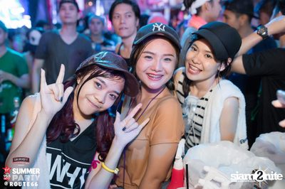 Smirnoff Midnight 100 นำเสนอ 95.5 Virgin Hitz Summer Party (อัลบั้มที่ 1) — photo 43