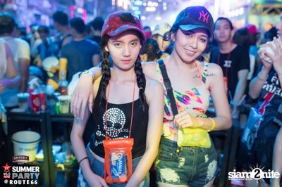 Smirnoff Midnight 100 นำเสนอ 95.5 Virgin Hitz Summer Party (อัลบั้มที่ 1) — photo 45
