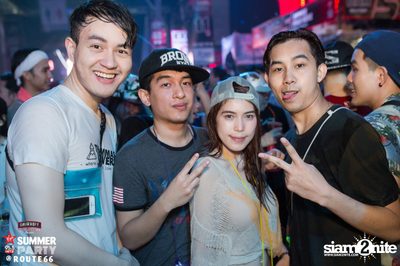 Smirnoff Midnight 100 นำเสนอ 95.5 Virgin Hitz Summer Party (อัลบั้มที่ 1) — photo 48