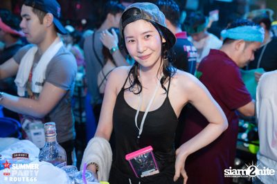 Smirnoff Midnight 100 นำเสนอ 95.5 Virgin Hitz Summer Party (อัลบั้มที่ 1) — photo 52