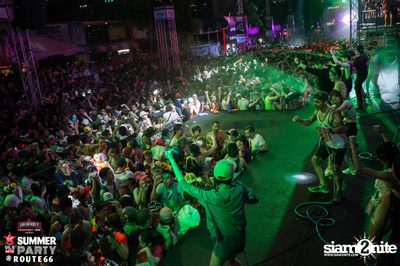 Smirnoff Midnight 100 นำเสนอ 95.5 Virgin Hitz Summer Party (อัลบั้มที่ 1) — photo 71