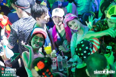 Smirnoff Midnight 100 นำเสนอ 95.5 Virgin Hitz Summer Party (อัลบั้มที่ 1) — photo 77