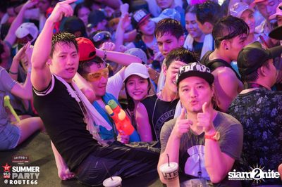 Smirnoff Midnight 100 นำเสนอ 95.5 Virgin Hitz Summer Party (อัลบั้มที่ 1) — photo 78