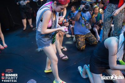 Smirnoff Midnight 100 นำเสนอ 95.5 Virgin Hitz Summer Party (อัลบั้มที่ 1) — photo 100