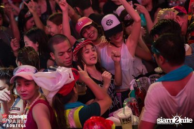 Smirnoff Midnight 100 นำเสนอ 95.5 Virgin Hitz Summer Party (อัลบั้มที่ 1) — photo 130