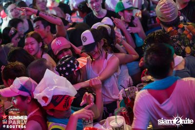 Smirnoff Midnight 100 นำเสนอ 95.5 Virgin Hitz Summer Party (อัลบั้มที่ 1) — photo 131