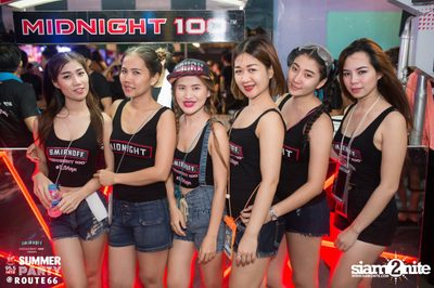 Smirnoff Midnight 100 นำเสนอ 95.5 Virgin Hitz Summer Party (อัลบั้มที่ 1) — photo 167