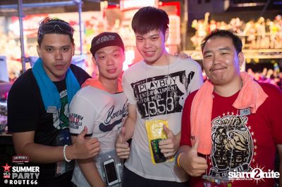 Smirnoff Midnight 100 นำเสนอ 95.5 Virgin Hitz Summer Party (อัลบั้มที่ 1) — photo 173