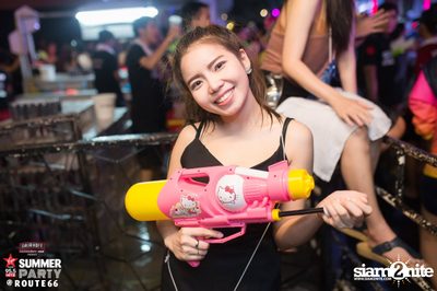 Smirnoff Midnight 100 นำเสนอ 95.5 Virgin Hitz Summer Party (อัลบั้มที่ 1) — photo 184