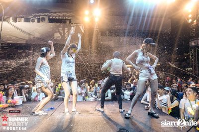 Smirnoff Midnight 100 นำเสนอ 95.5 Virgin Hitz Summer Party (อัลบั้มที่ 2) — photo 21