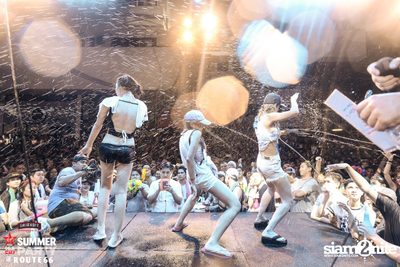 Smirnoff Midnight 100 นำเสนอ 95.5 Virgin Hitz Summer Party (อัลบั้มที่ 2) — photo 25