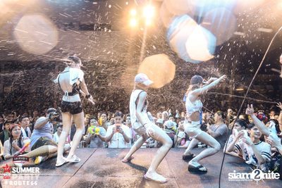 Smirnoff Midnight 100 นำเสนอ 95.5 Virgin Hitz Summer Party (อัลบั้มที่ 2) — photo 26