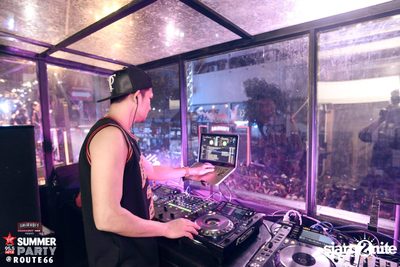 Smirnoff Midnight 100 นำเสนอ 95.5 Virgin Hitz Summer Party (อัลบั้มที่ 2) — photo 31