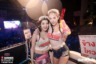Smirnoff Midnight 100 นำเสนอ 95.5 Virgin Hitz Summer Party (อัลบั้มที่ 2) — photo 86