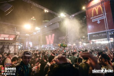 Smirnoff Midnight 100 นำเสนอ 95.5 Virgin Hitz Summer Party (อัลบั้มที่ 2) — photo 92