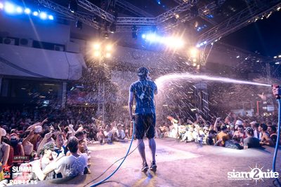 Smirnoff Midnight 100 นำเสนอ 95.5 Virgin Hitz Summer Party (อัลบั้มที่ 2) — photo 107