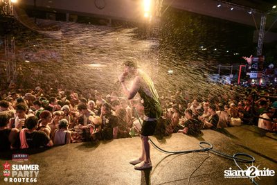 Smirnoff Midnight 100 นำเสนอ 95.5 Virgin Hitz Summer Party (อัลบั้มที่ 2) — photo 112