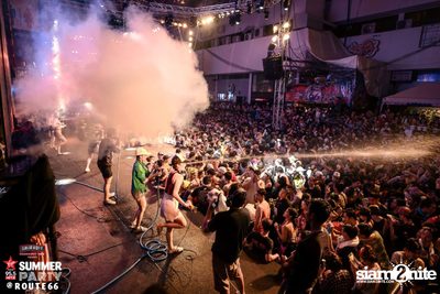 Smirnoff Midnight 100 นำเสนอ 95.5 Virgin Hitz Summer Party (อัลบั้มที่ 2) — photo 123