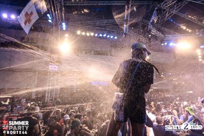 Smirnoff Midnight 100 นำเสนอ 95.5 Virgin Hitz Summer Party (อัลบั้มที่ 2) — photo 133