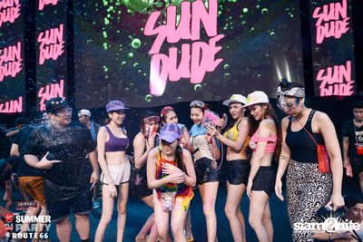 Smirnoff Midnight 100 นำเสนอ 95.5 Virgin Hitz Summer Party (อัลบั้มที่ 2) — photo 173
