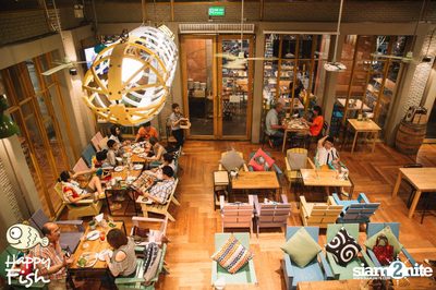คืนวันศุกร์ ที่ร้าน แฮปปี้ ฟิช, เอเชีย ทีค เดอะ ริเวอร์ฟร้อนท์ — photo 13