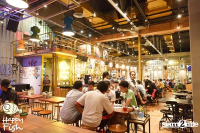 คืนวันศุกร์ ที่ร้าน แฮปปี้ ฟิช, เอเชีย ทีค เดอะ ริเวอร์ฟร้อนท์ — photo 45
