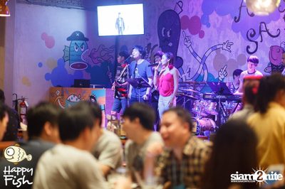 คืนวันศุกร์ ที่ร้าน แฮปปี้ ฟิช, เอเชีย ทีค เดอะ ริเวอร์ฟร้อนท์ — photo 49