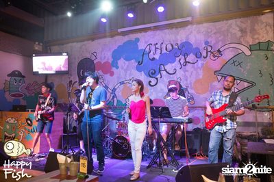 คืนวันศุกร์ ที่ร้าน แฮปปี้ ฟิช, เอเชีย ทีค เดอะ ริเวอร์ฟร้อนท์ — photo 53
