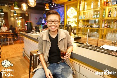 คืนวันศุกร์ ที่ร้าน แฮปปี้ ฟิช, เอเชีย ทีค เดอะ ริเวอร์ฟร้อนท์ — photo 59