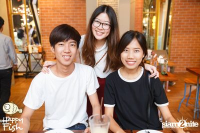 คืนวันศุกร์ ที่ร้าน แฮปปี้ ฟิช, เอเชีย ทีค เดอะ ริเวอร์ฟร้อนท์ — photo 68