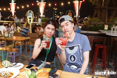คืนวันศุกร์ ที่ร้าน แฮปปี้ ฟิช, เอเชีย ทีค เดอะ ริเวอร์ฟร้อนท์ — photo 78