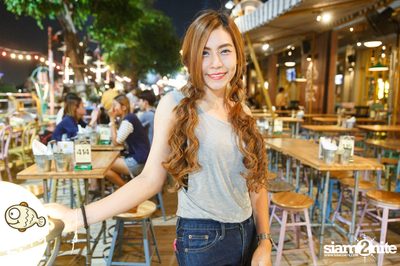 คืนวันศุกร์ ที่ร้าน แฮปปี้ ฟิช, เอเชีย ทีค เดอะ ริเวอร์ฟร้อนท์ — photo 94